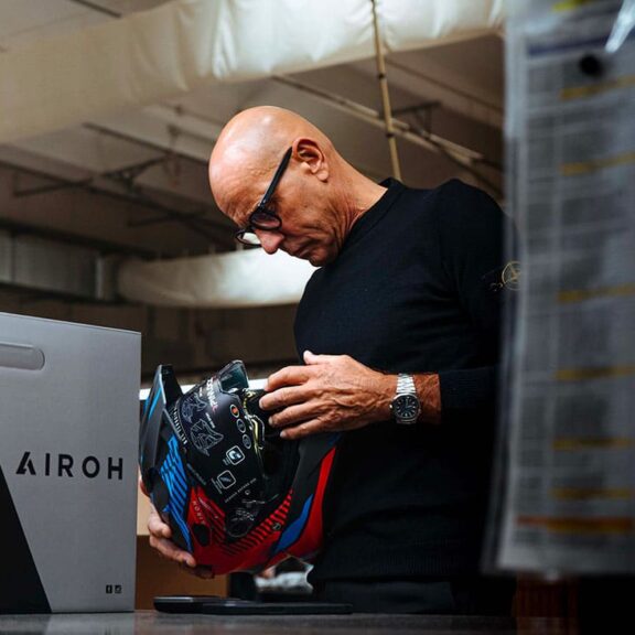 Antonio Locatelli, casque Airoh