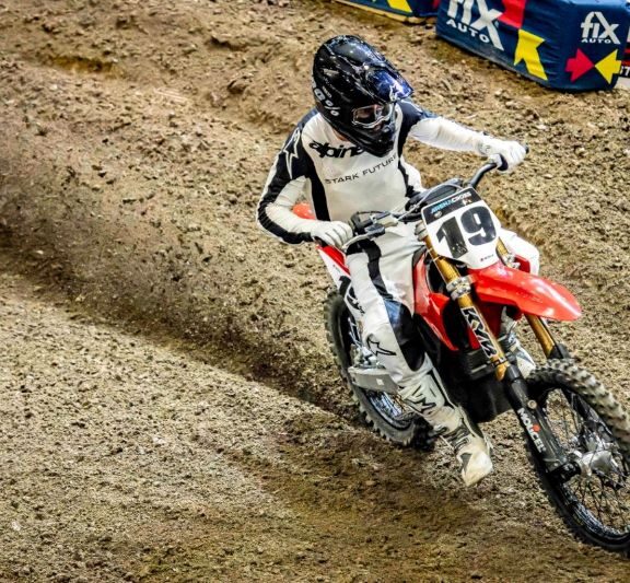 Justin Bogle