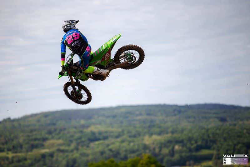 bud racing