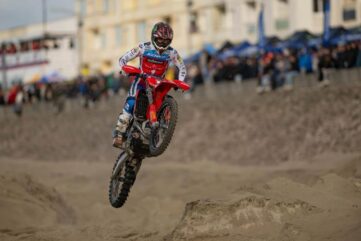 beach cross